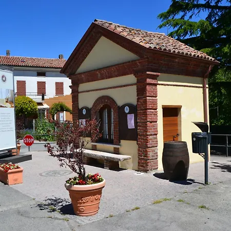 Villa Villa Castel Rocchero Castel Rocchero