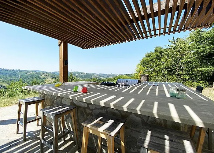 Villa Castel Rocchero Castel Rocchero