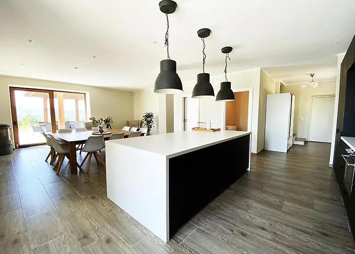 Villa Castel Rocchero * Castel Rocchero